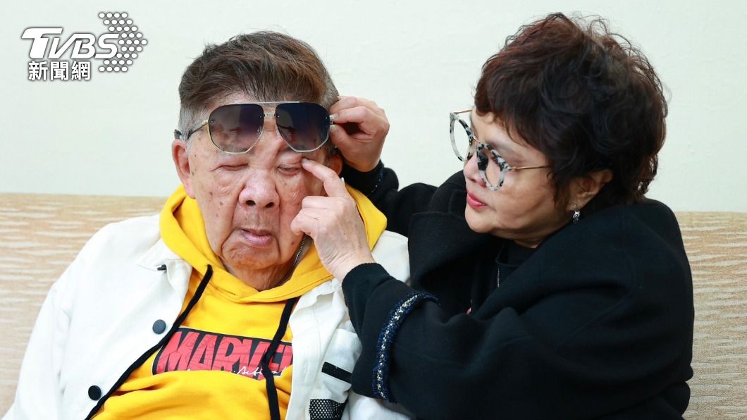 82歲秀場天王「肺積水氣切」!無工作0收入 賠光4棟房近況曝│TVBS新聞網