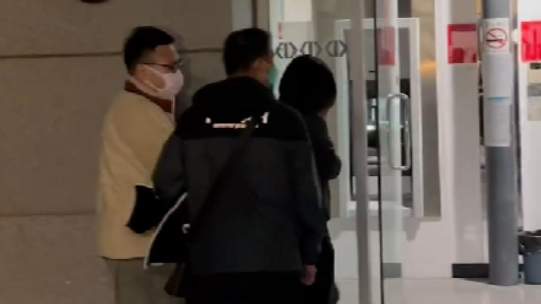 台南正副議長涉賄選起訴，6名羈押被告獲交保並限制住居。（圖／TVBS）