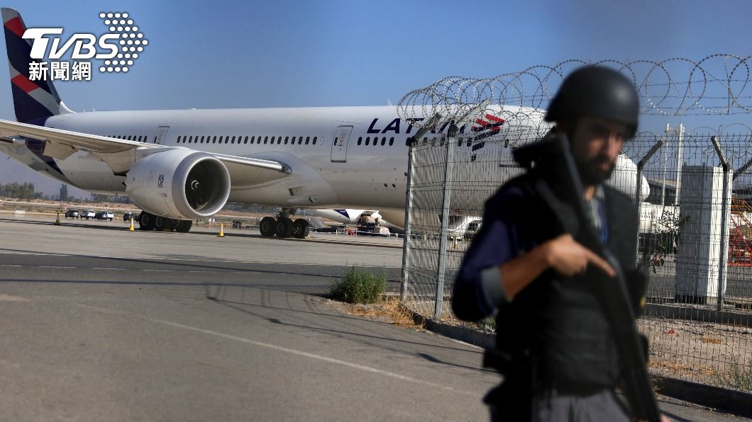 智利最大機場「阿圖羅·梅里諾·貝尼特斯准將國際機場」（Arturo Merino Benítez International Airport）8日發生警匪槍戰。（圖／達志影像路透社）