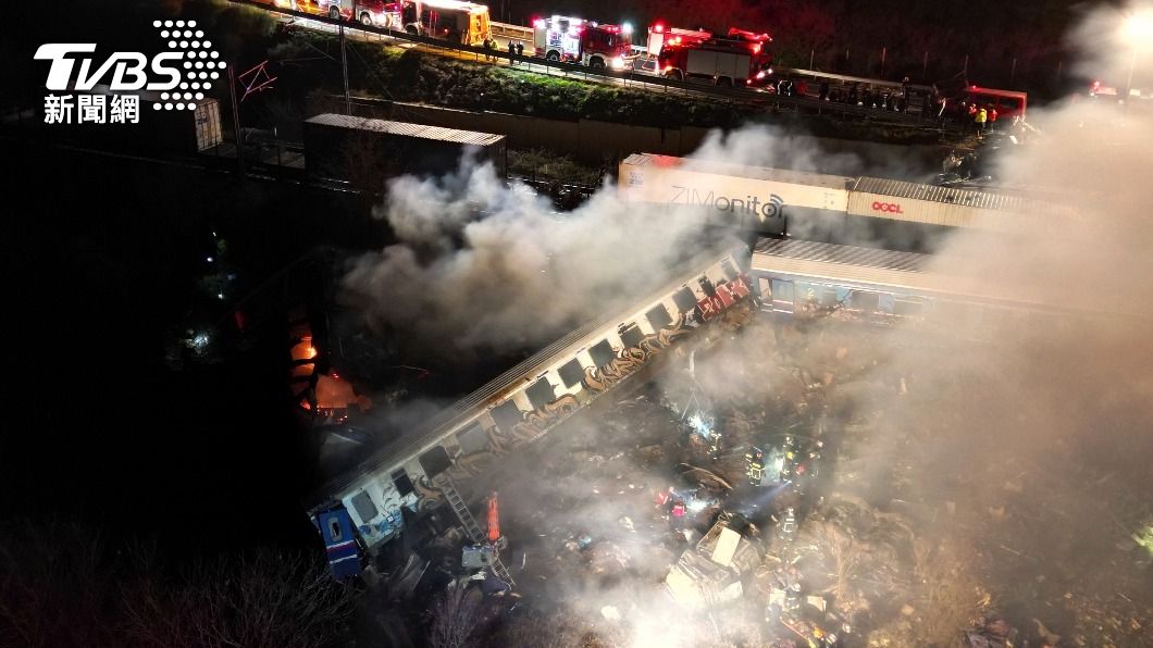 希臘2月28日發生國內有史以來最嚴重列車事故。（圖／達志影像美聯社）