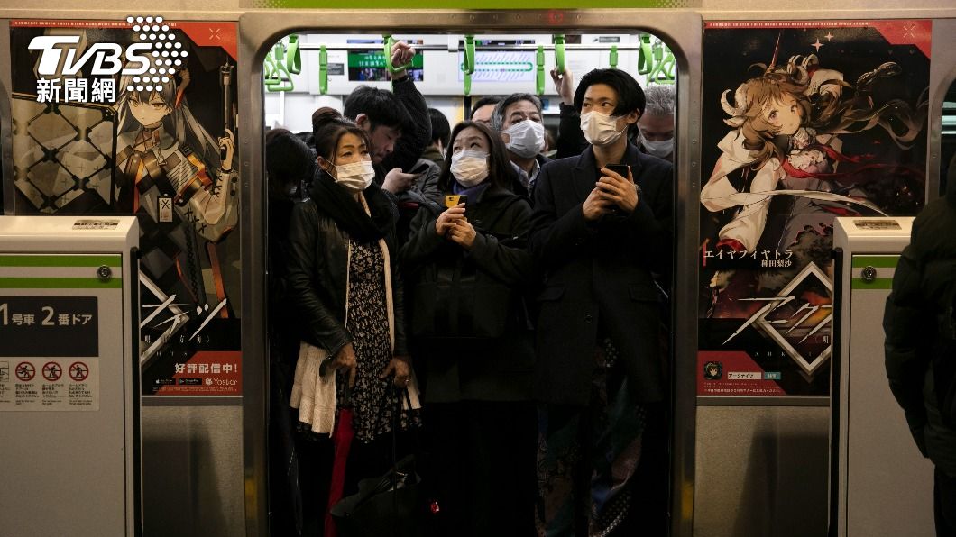 日本將從3月13日起全面解除口罩規範。（圖／達志影像美聯社）