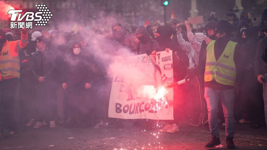法國7000人自主性發起抗議活動。（圖／達志影像美聯社）