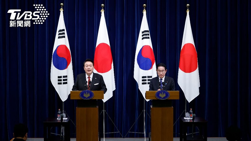 韓國總統尹錫悅與日本首相岸田文雄16日會談。（圖／達志影像美聯社）