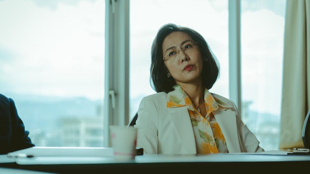 張詩盈在《和平歸來》飾演台北市衛生局局長。（圖／公共電視提供）