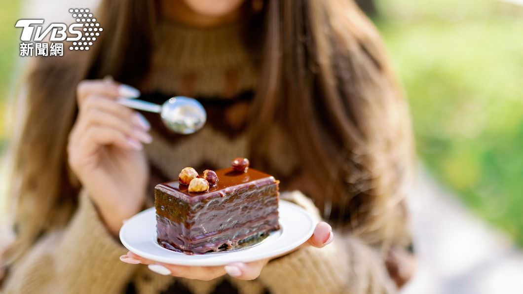 網友表示，女友看見蛋糕後很開心。（示意圖／shutterstock達志影像）