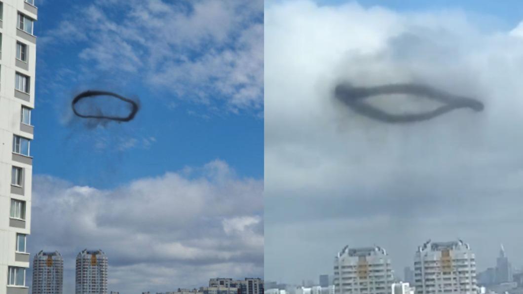 許多網友捕捉到莫斯科上空出現黑色煙圈的畫面。（圖／翻攝自推特＠TreasChest、UkraineNewsLive）