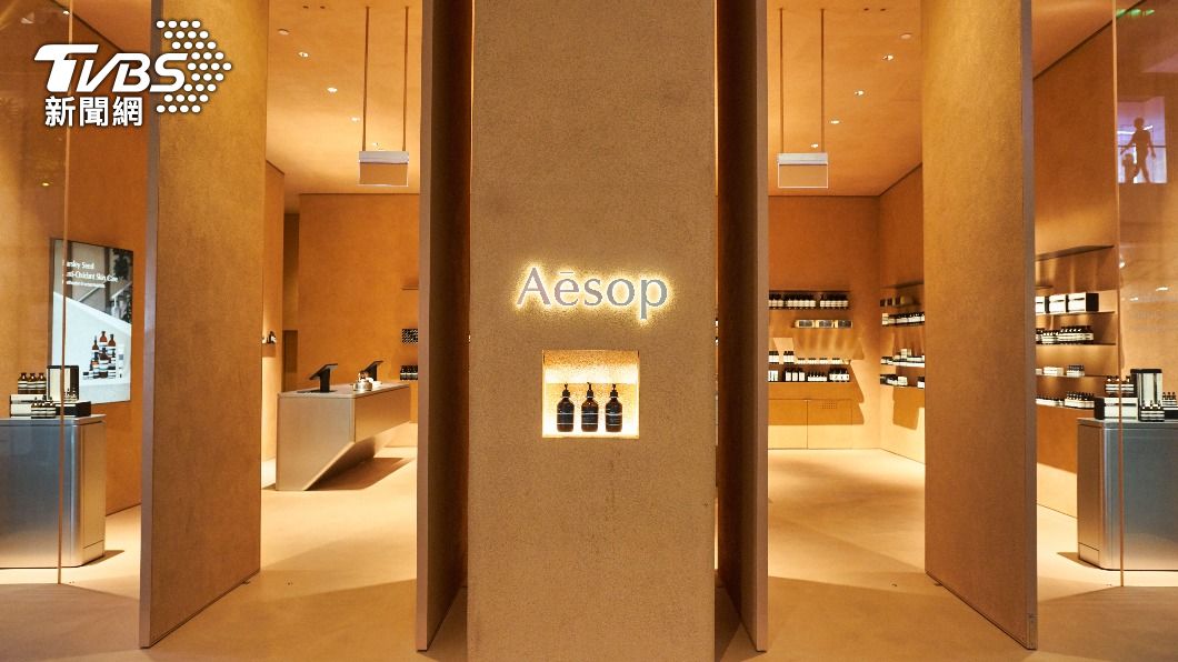 法國化妝品巨頭萊雅（L’Oréal）斥資25億美元（約763億新台幣）收購澳洲香氛護膚品牌Aesop。（示意圖／shutterstock 達志影像）