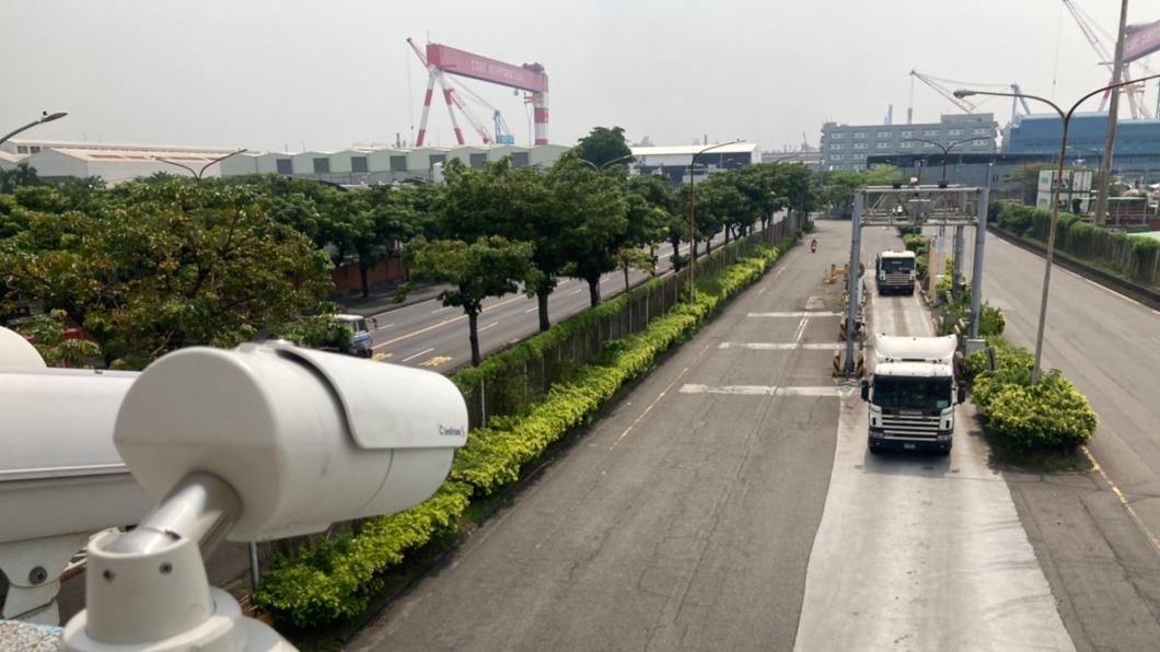 高雄港空維管制4/20上路。（圖／高雄市環保局提供）