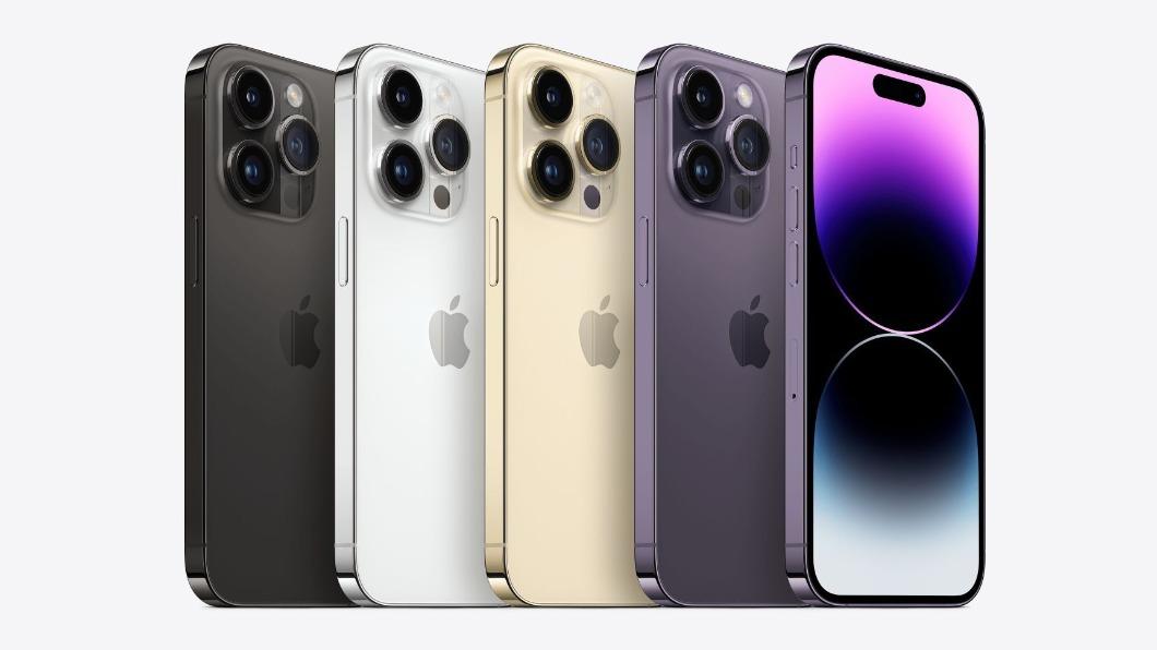 iPhone 15傳將比照Pro機型換上霧面設計的玻璃背蓋。（圖／翻攝自蘋果官網）