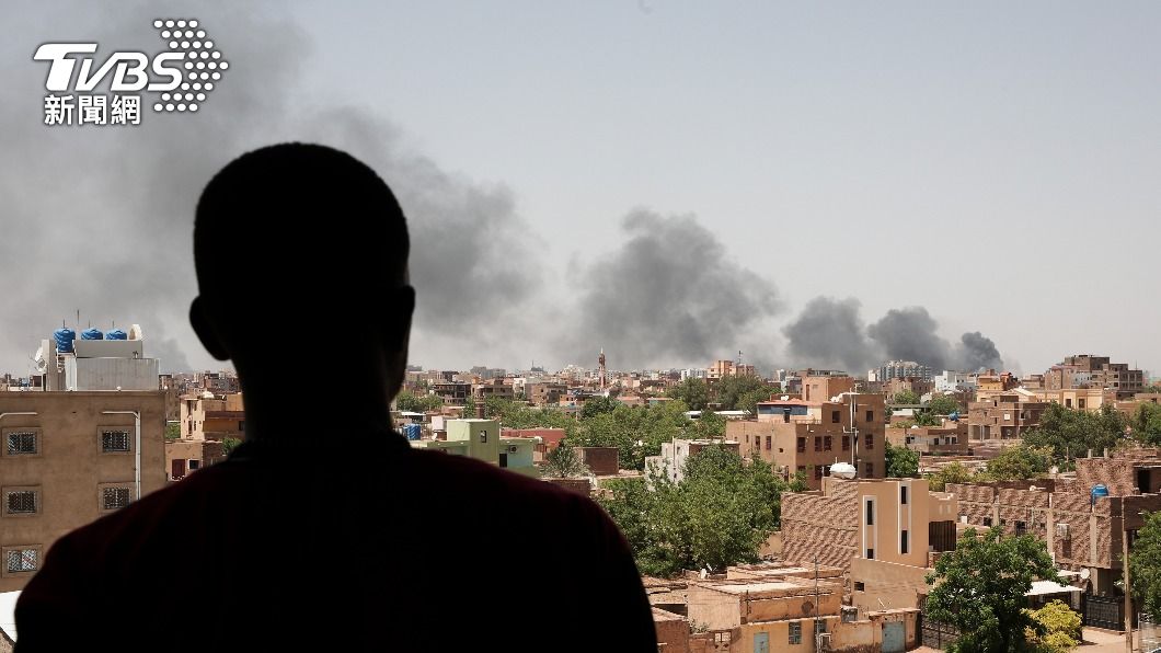 蘇丹爆激戰，各國陸海空急撤人員。（圖／達志影像美聯社）