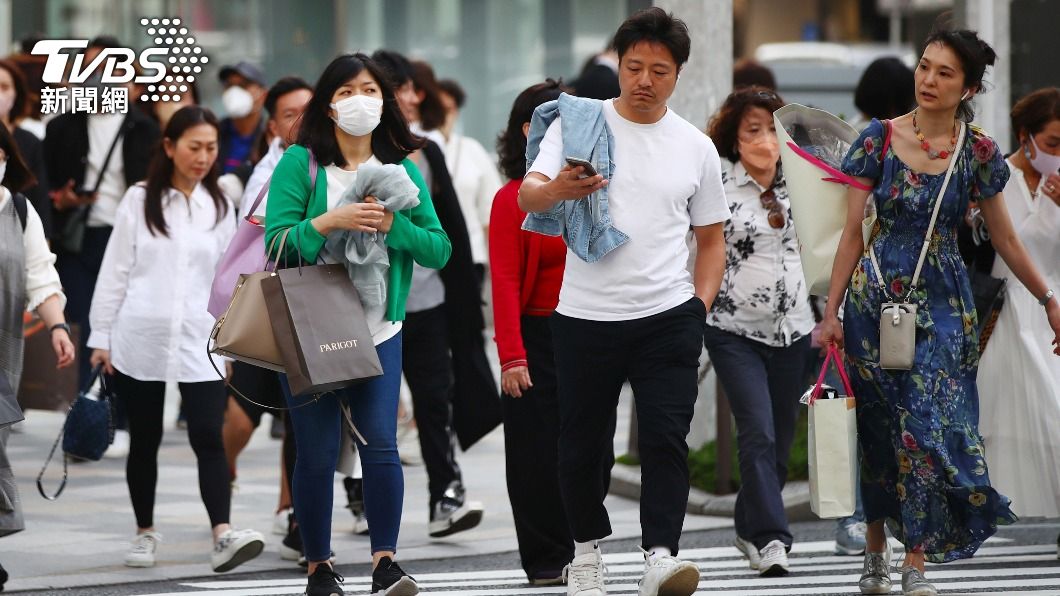 日本放寬入境管制後，越來越多人造訪當地旅遊。（資料照／達志影像美聯社）