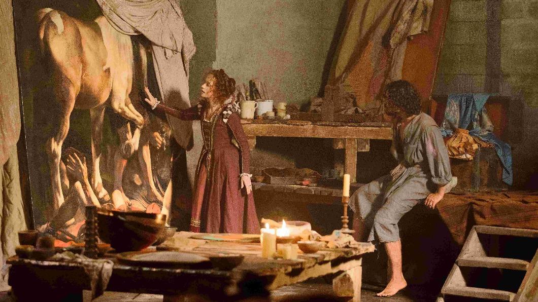 伊莎貝雨蓓深情演出《禁忌的畫像》揭卡拉瓦喬畫作驚世祕辛。（圖／海鵬提供）