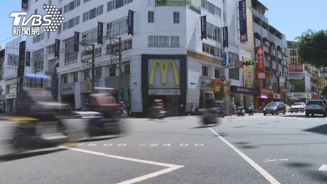 台灣麥當勞公司證實，5月底將有3間中部分店結束營業。（圖／TVBS）