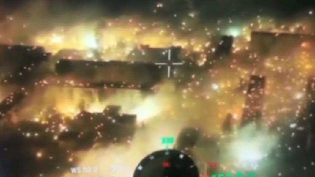 烏克蘭國防部公布巴赫姆特大火畫面。（圖／翻攝自Defense of Ukraine 推特 @DefenceU）