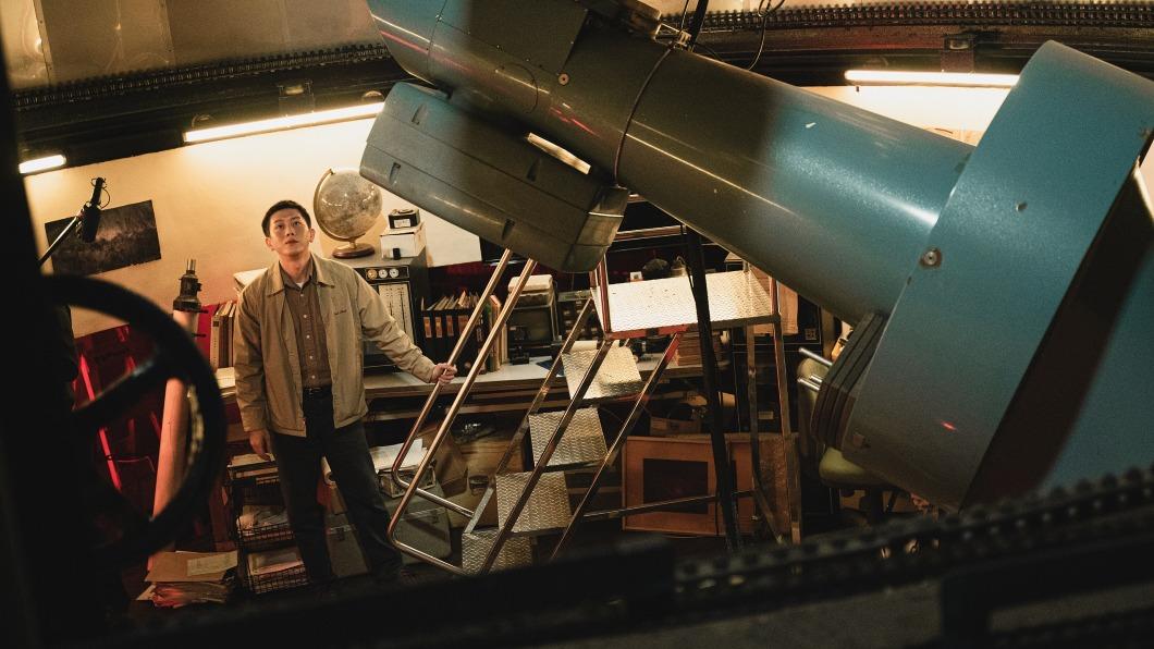電影《溟溟》在中央大學天文台取景，斥資800萬的高價望遠鏡都入鏡。（圖／華映提供）