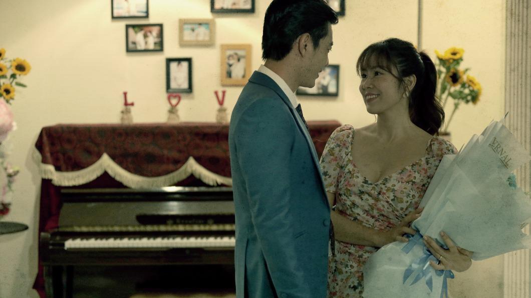 莊楊黎芳在片中飾演被嬰靈索命的孕婦。（圖／采昌提供）