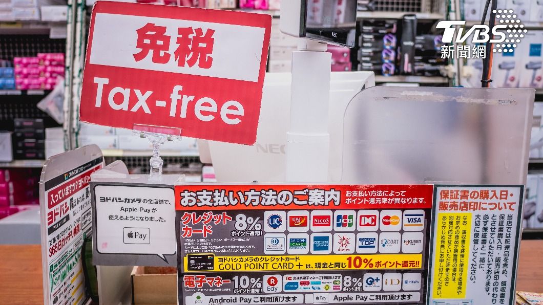 日本許多店家都會配合免稅優惠政策，提升外國遊客購買意願。（示意圖／shutterstock達志影像）