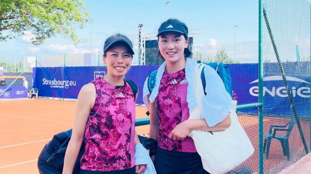 謝淑薇搭檔王欣瑜闖進史特拉斯堡網賽女雙8強。（圖／翻攝自謝淑薇臉書）