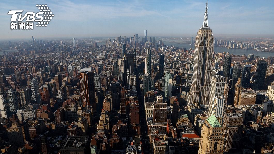 研究指紐約長期承載大量建築物，導致地層下陷。（圖／達志影像路透社）