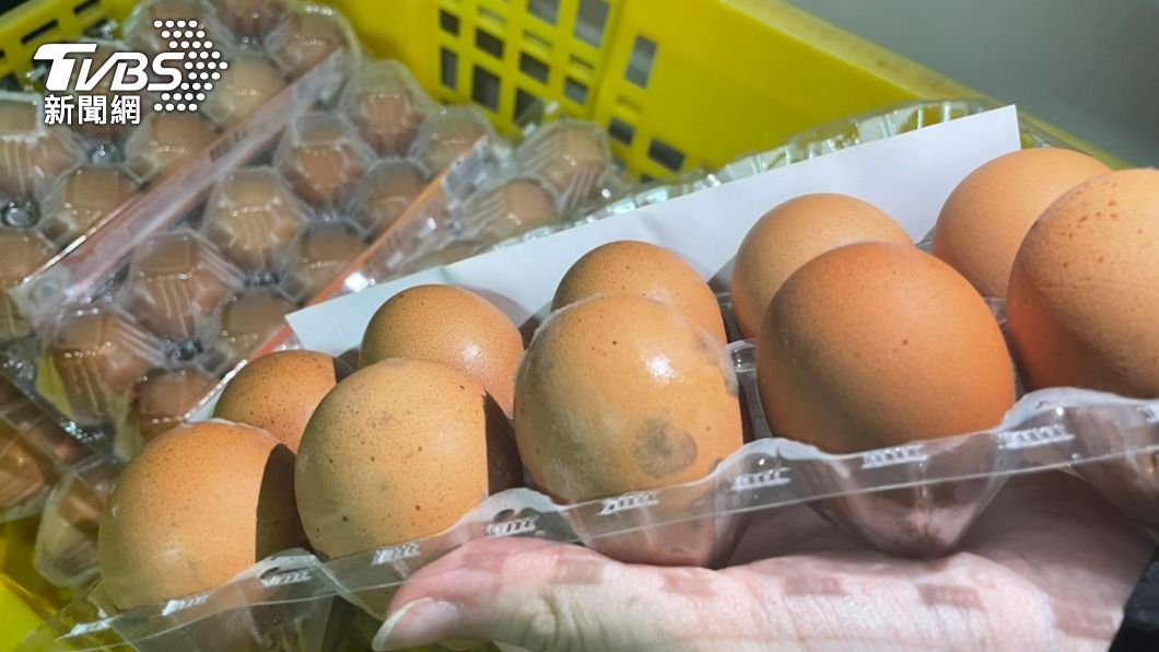 泰國蛋發霉，業者回收又製成蛋液賣。（圖／TVBS）