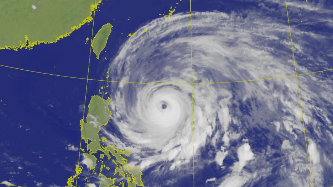 瑪娃颱風眼逐漸模糊。（圖／中央氣象局） 瑪娃颱風眼變模糊！這3天最近台灣　彭啟明：暴風圈有機會觸陸