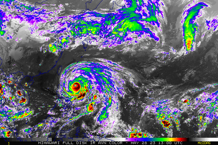 瑪娃殺來了。（圖／翻攝自NOAA） 瑪娃暴風圈恐觸陸！全台「颱風假」機率曝　雨彈猛炸5天