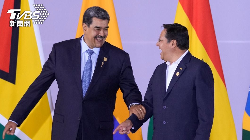 委內瑞拉總統馬杜洛（左）時隔8年訪問巴西。（圖／達志影像美聯社）