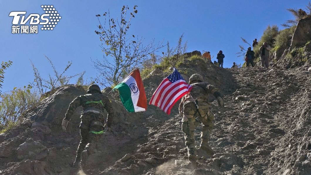 印度去年11月與美國進行聯合軍演。（圖／達志影像美聯社）