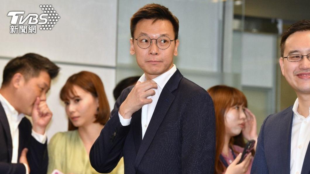 甫受徵召出戰台北第3選區立委的林飛帆被要求退出立委選舉。（圖／TVBS）