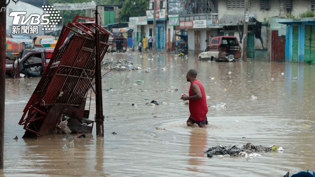 海地週末降下暴雨引發洪災與山崩，造成至少42人喪生。（圖／達志影像美聯社）