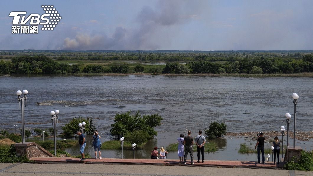 烏克蘭水壩遭炸毀。（圖／達志影像路透社）