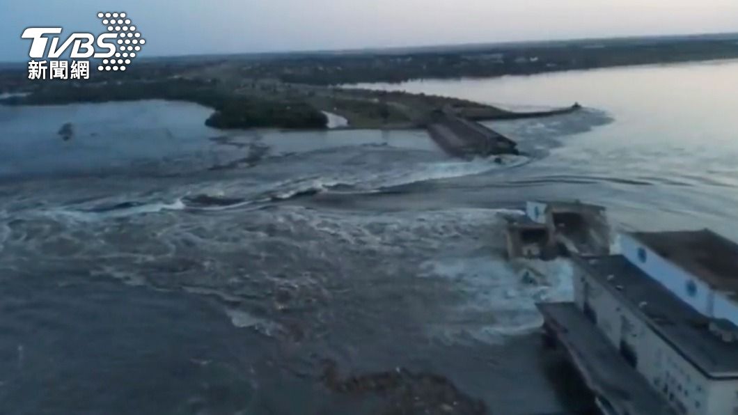 烏克蘭卡科夫卡水壩被炸毀。（圖／達志影像美聯社）