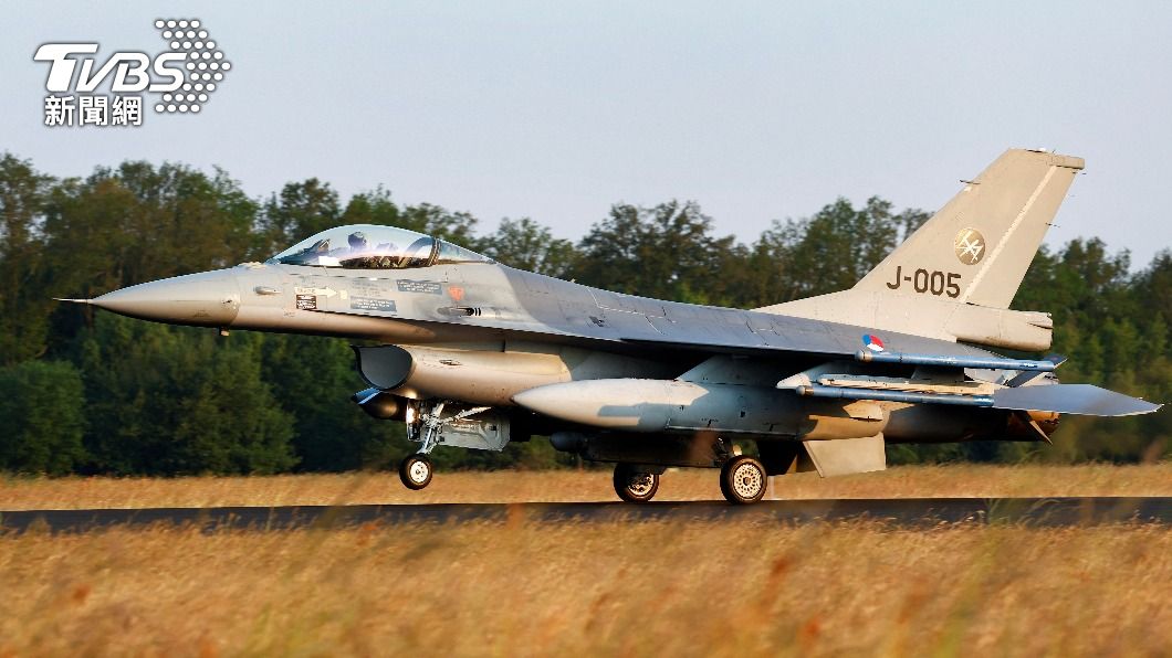 荷蘭宣布將訓練烏軍換飛F-16。（圖／達志影像路透社）