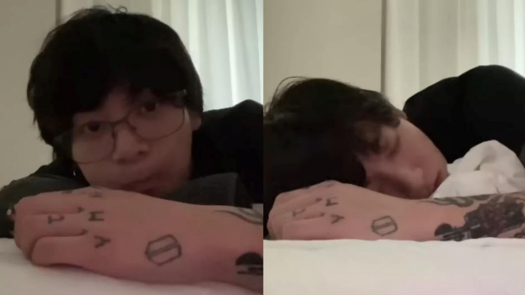 田柾國12日早上特意直播自己睡著的樣子。（圖／翻攝自BTS Archive YouTube）