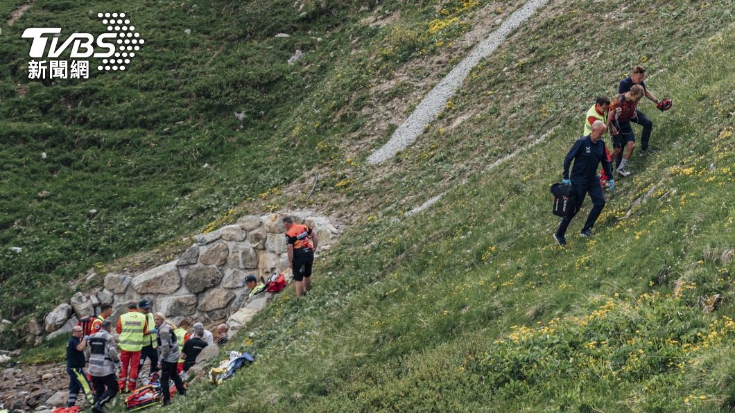 瑞士26歲自由車手梅德發生墜谷意外，送醫後不幸離世。（圖／達志影像美聯社）
