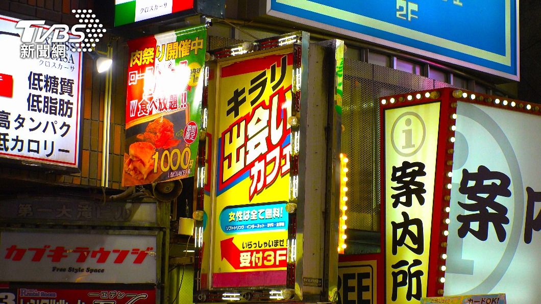 日媒揭露，東京湯島有部分中國女性店員會自稱「台灣人」，灌醉、勒索客人。圖與本文無關。（示意圖／shutterstock達志影像）