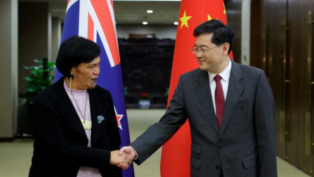 紐西蘭外交部長馬胡塔今年3月曾與陸外長秦剛會面。（圖／翻攝自中國外交部官網）