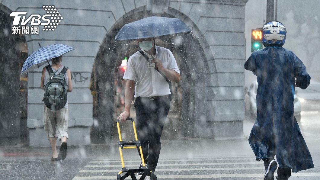 氣象局針對桃園市、新竹縣發佈大雷雨訊息。（示意圖／TVBS）