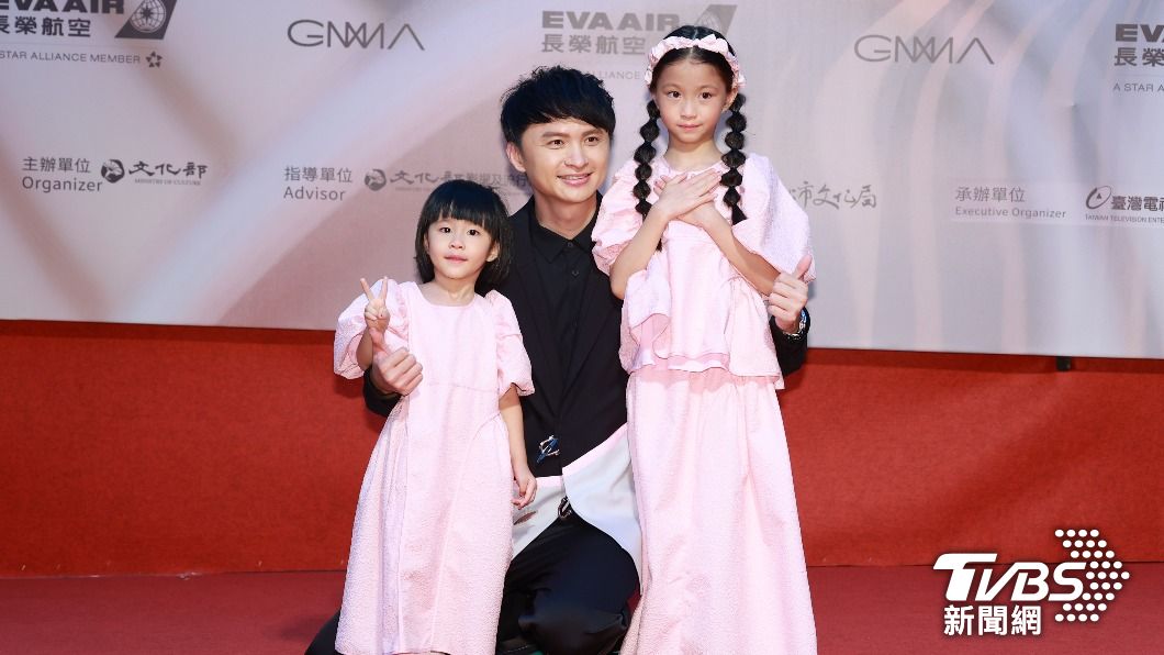 陳建瑋帶著女兒一起走紅毯。（圖／趙世平攝）