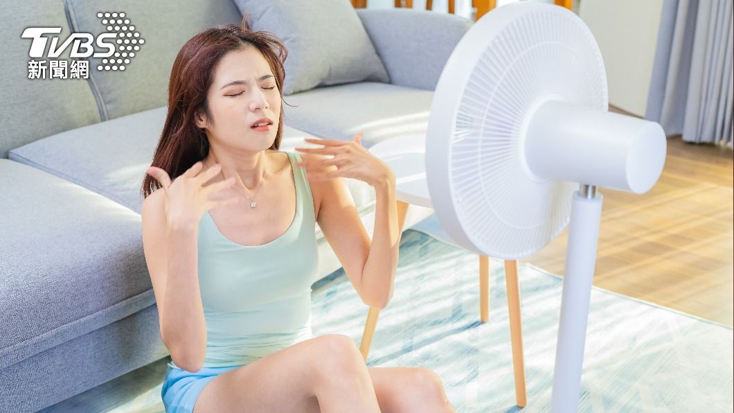 人妻因天氣熱吹冷氣被老公飆罵。 （示意圖／shutterestock達志影像）