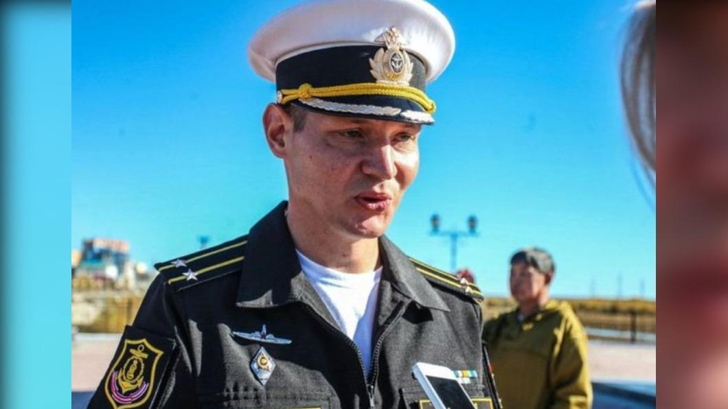 俄國海軍退役艦長史塔尼斯拉夫，傳出遭公開槍殺。（圖／翻攝自推特＠ Igor Sushko）