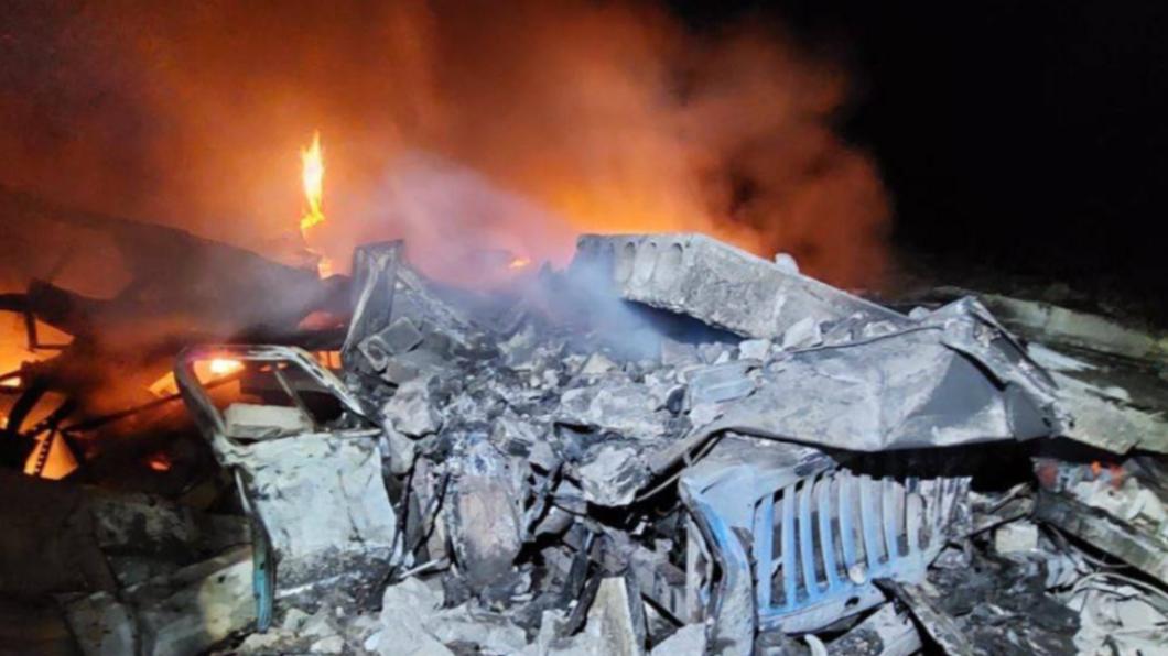 烏克蘭總統澤倫斯基的故鄉「克利福洛市」遭到空襲。（圖／翻攝自Twitter）