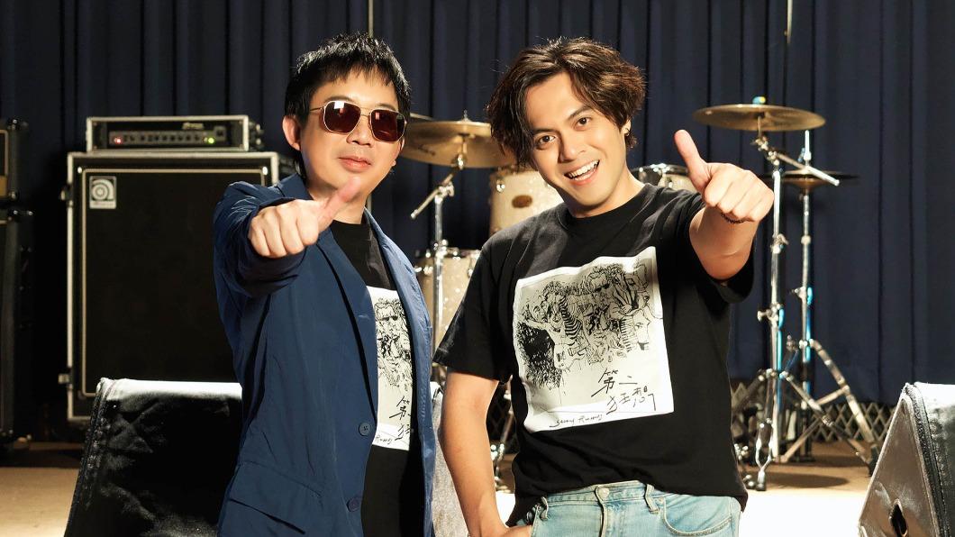 孫魏克（左）圓夢發片當歌手，新歌〈我有一個夢〉MV邀賴澔哲演出。（圖／友善的狗提供）