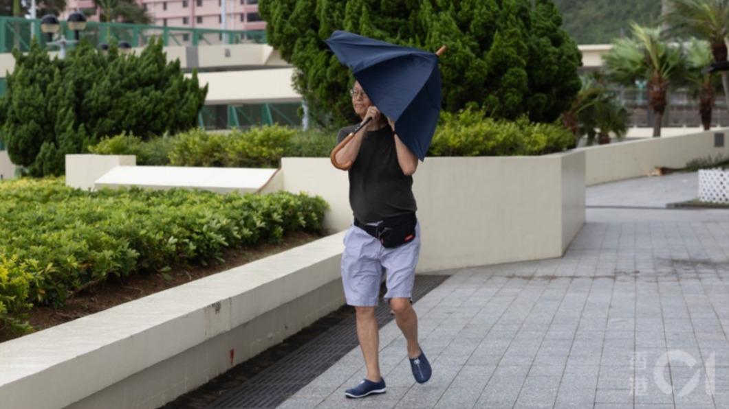 香港受颱風泰利影響嚴重。（圖／香港01）
