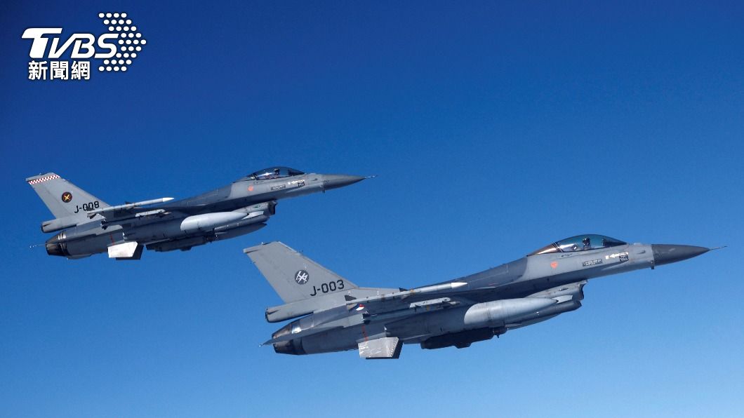 美國國家安全顧問蘇利文證實，拜登將對歐洲國家培訓烏軍飛行員使用F-16「亮綠燈」。（圖／達志影像路透社）