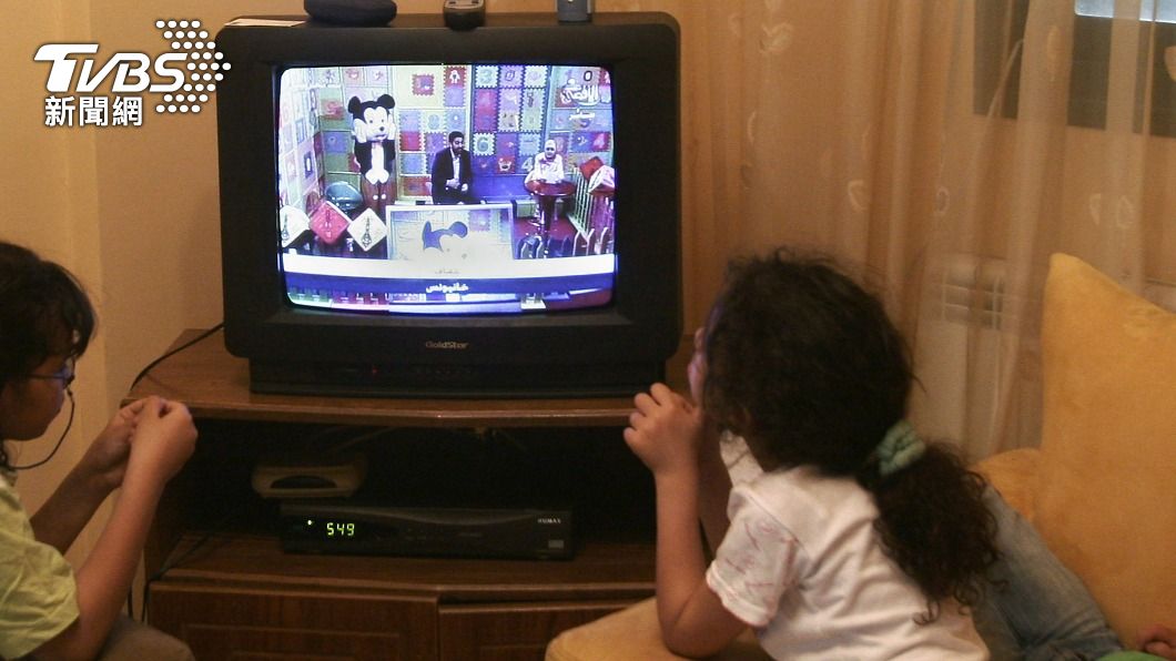 以前的孩子多半都是電視兒童。（圖／達志影像美聯社）