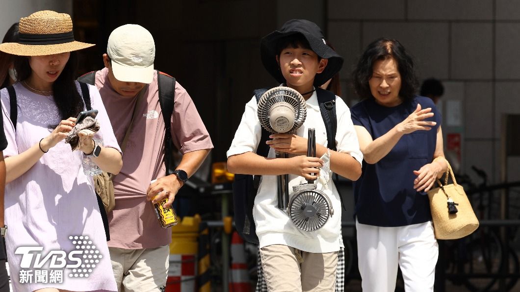 日本多地出現36度以上高溫，讓中暑人數快速飆升。（圖／達志影像美聯社）