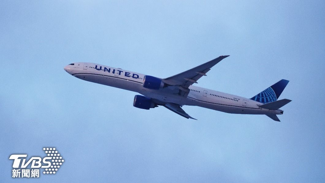 美國聯合航空從舊金山飛往台北的航班，遭遇乘客鬧機艙而折返。（圖／達志影像美聯社）