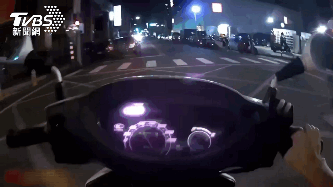 酒駕撞11車！警追捕摔車骨折 忍痛負傷壓制│民眾│警方│員警│tvbs新聞網