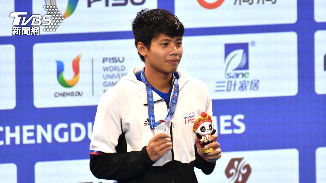 王星皓獲得男子200公尺混合銀牌，自曝此前曾陷入3-4年低潮。（圖／胡瑞麒攝）
